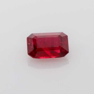 RUBY EMERALD VIVID RED