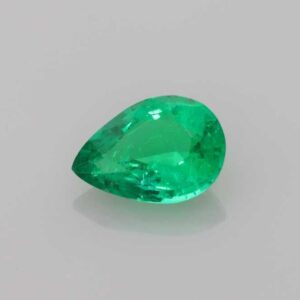 EMERALD PEAR VIVID GREEN